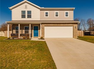 936 Louise Dr, Xenia, OH 45385