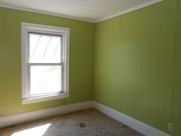 4th image of 657 Windsor St #P