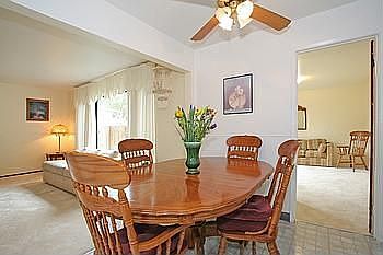 Eat-in Kitchen, Great for Entertaining!