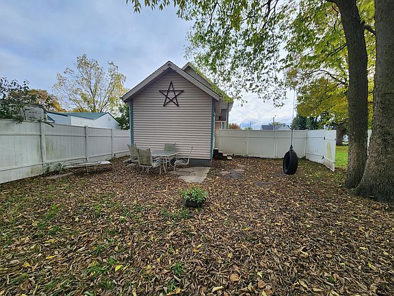 3rd image of 311 N Grant Ave
