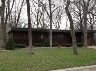 204 22nd St SW, Austin, MN 55912