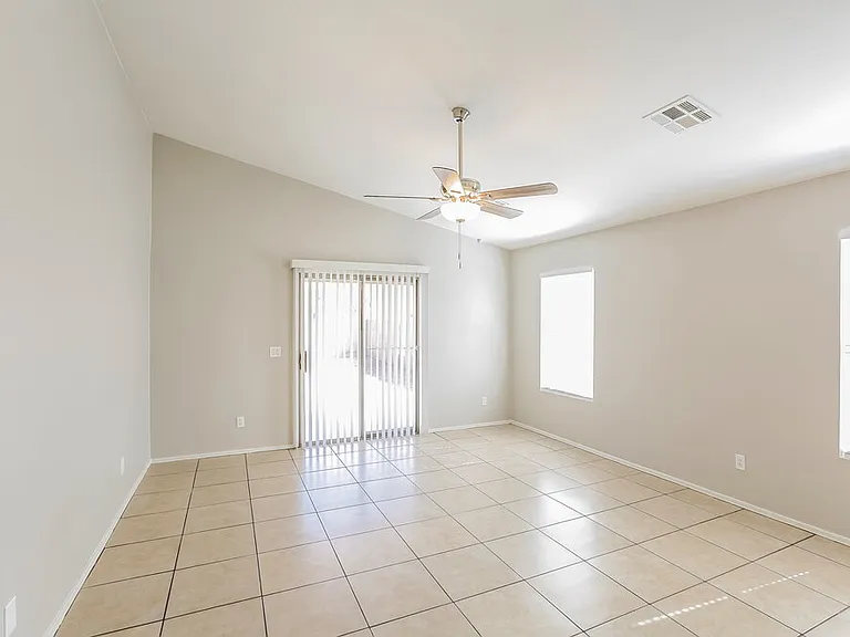 10632 W Sonora St — Photo 4