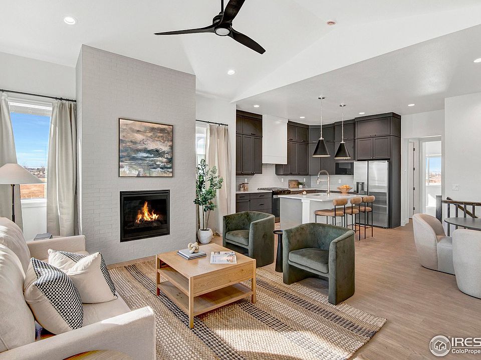 1st image of 648 Greenspire Dr #8