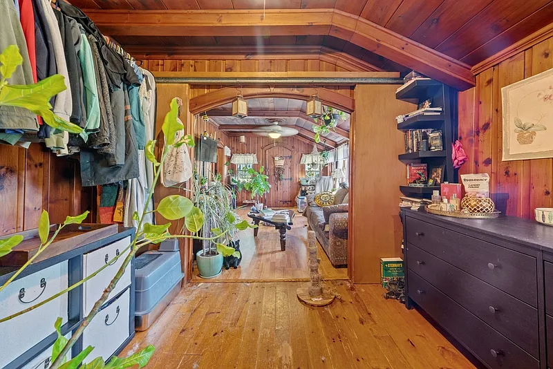 1 bed, 1.0 bath, $1,400 — Photo 3