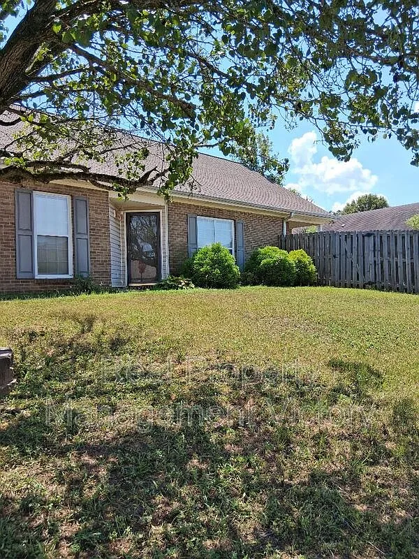 3 bed, 2.0 bath, 1568 sqft, $1,850 — Photo 1