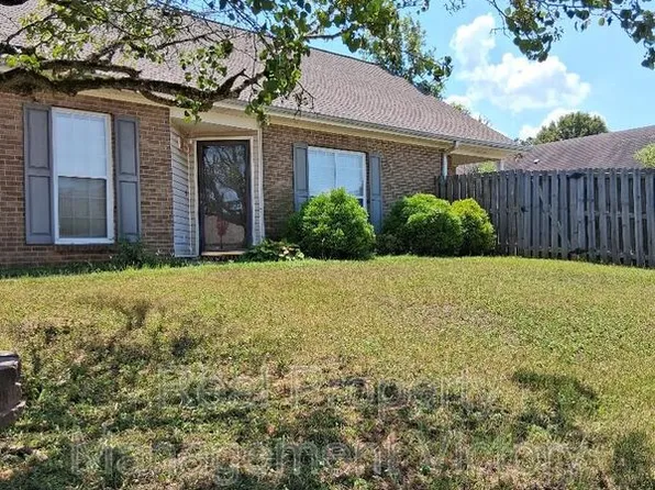 6133 Letson Farms Dr, Bessemer, AL 35022