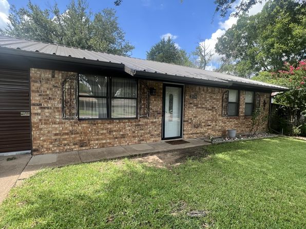 2036 Lisa Cir