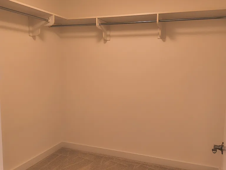 9 Macarthur Pl #N604 — Photo 36