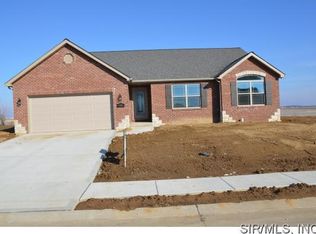 1208 Corinne Ln, New Baden, IL 62265