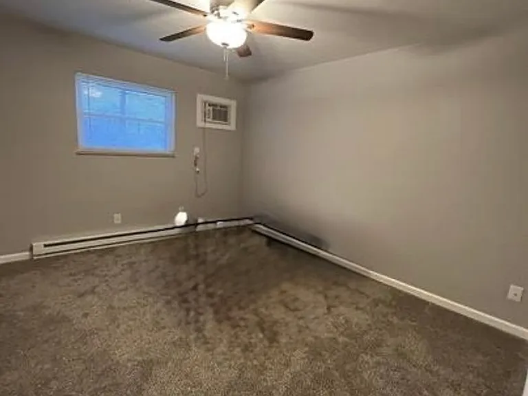 1802 Myers Ave — Photo 4