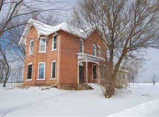 E7808 Beth Rd, Reedsburg, WI 53959