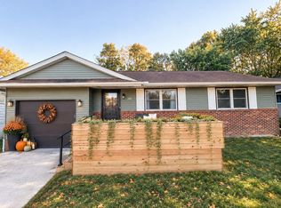 247 Lone Pine Rd, Delaware, OH 43015
