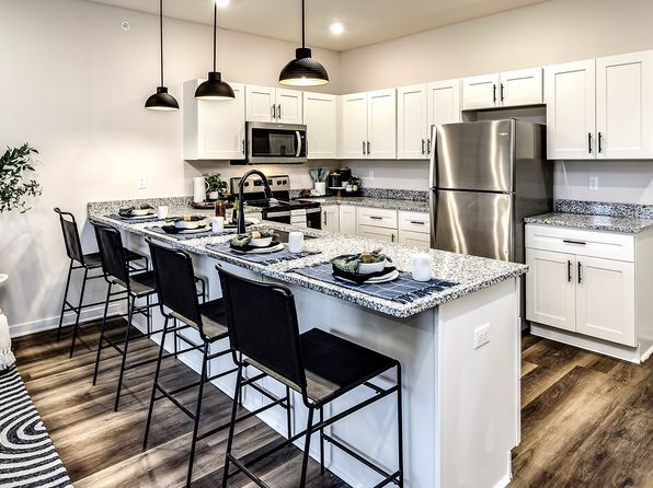The Parker | 1512 Bristol St, Papillion, NE