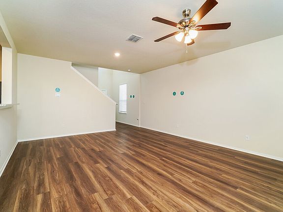 5th image of 109 Cobb Branch Dr
