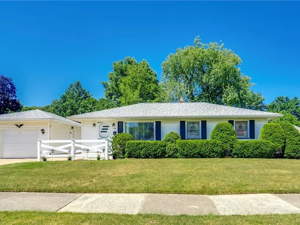 359 Waterford St, Akron, OH 44314