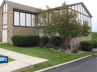 1429 Berta Dr UNIT 1W, Crest Hill, IL 60403
