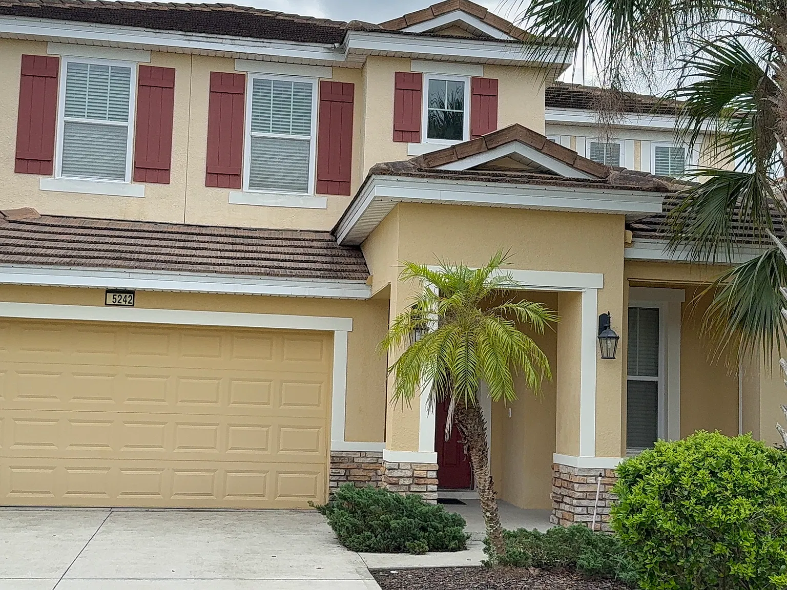 5 bed, 2681 sqft, $3,600 — Photo 3
