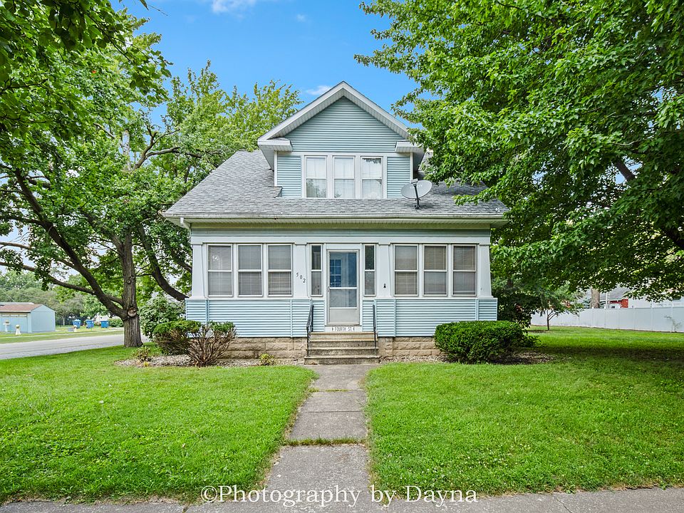 1st image of 502 E 4th St