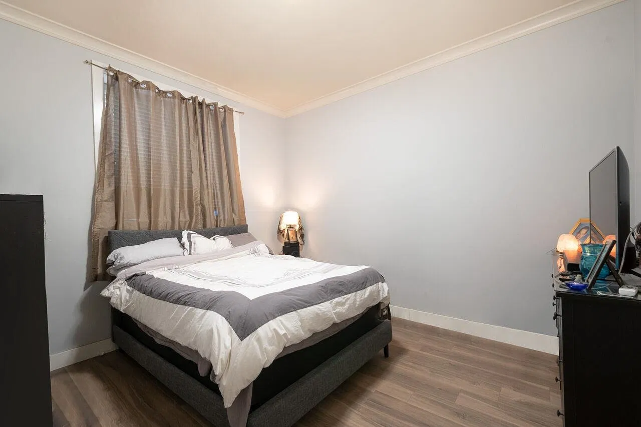 2 bed, 750 sqft, $1,800 — Photo 4