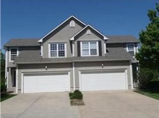14814 Robinson St, Overland Park, KS 66223