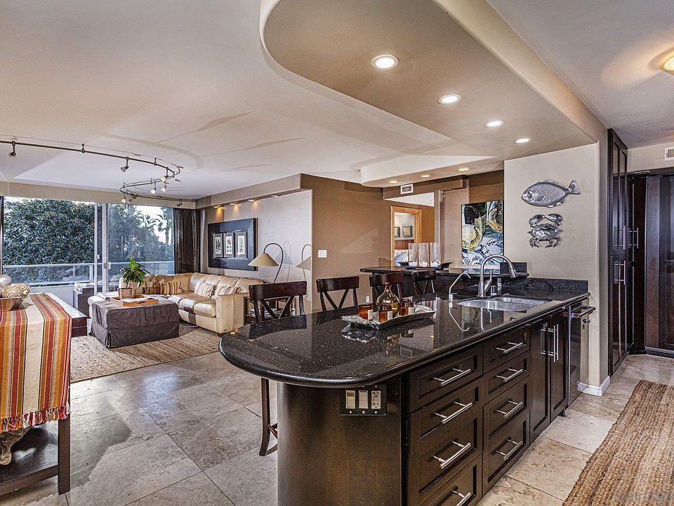 2nd image of 1830 Avenida Del Mundo Unit 301