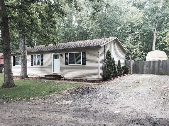 3rd image of 4636 Kenmore Dr