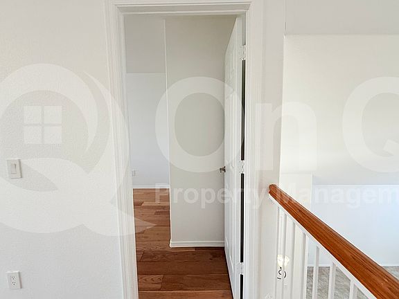4th image of 4237 E Rockledge Rd