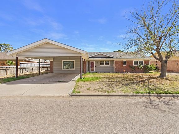 2nd image of 1908 S Hackberry St