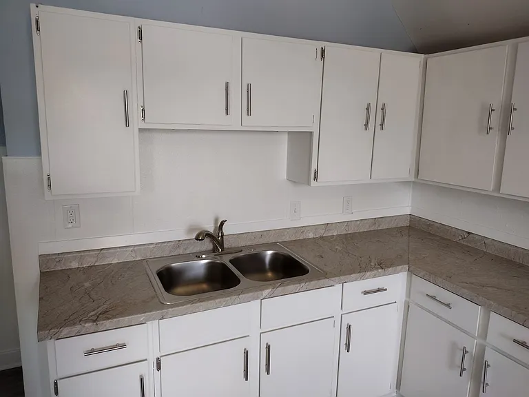 W Cold Spring Rd — Photo 34