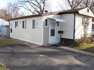69 Mobile Home Way, Springfield, MA 01119