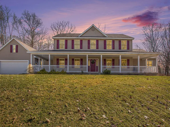 13328 40th Ave, Marne, MI 49435