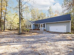 9431 Oak River Dr W, South Chesterfield, VA 23803