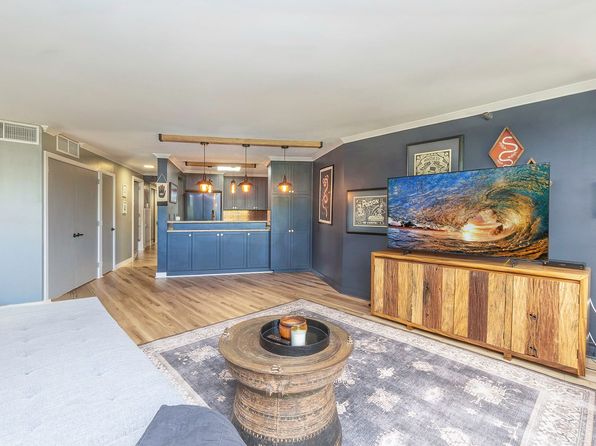 555 Hahaione St APT 7E