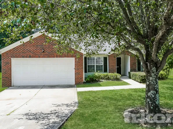 10917 Gold Pan Rd, Charlotte, NC 28215