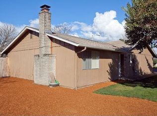 2874 Fiesta Dr, Springfield, OR 97477