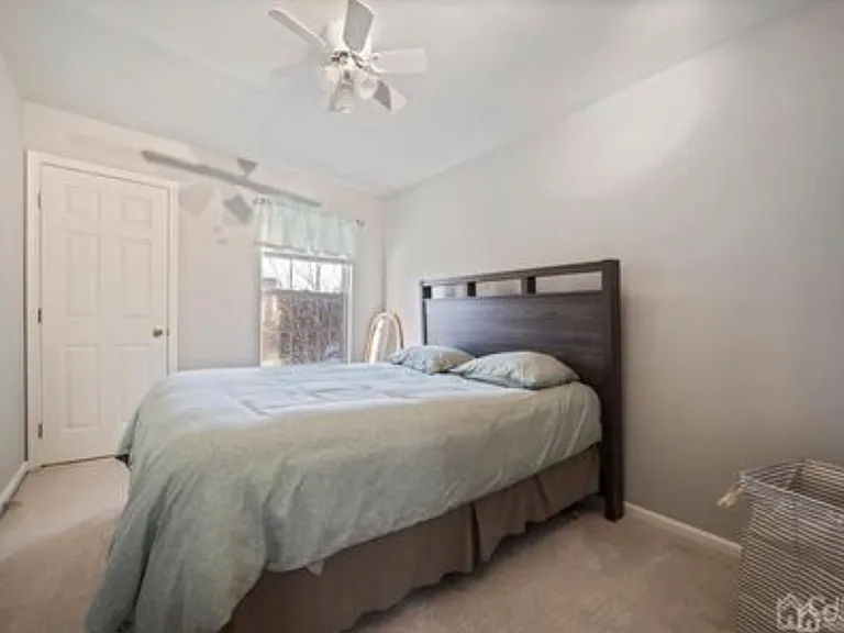 1211 Blossom Cir — Photo 21