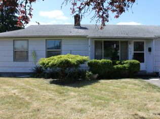 1279 Olympic St, Springfield, OR 97477