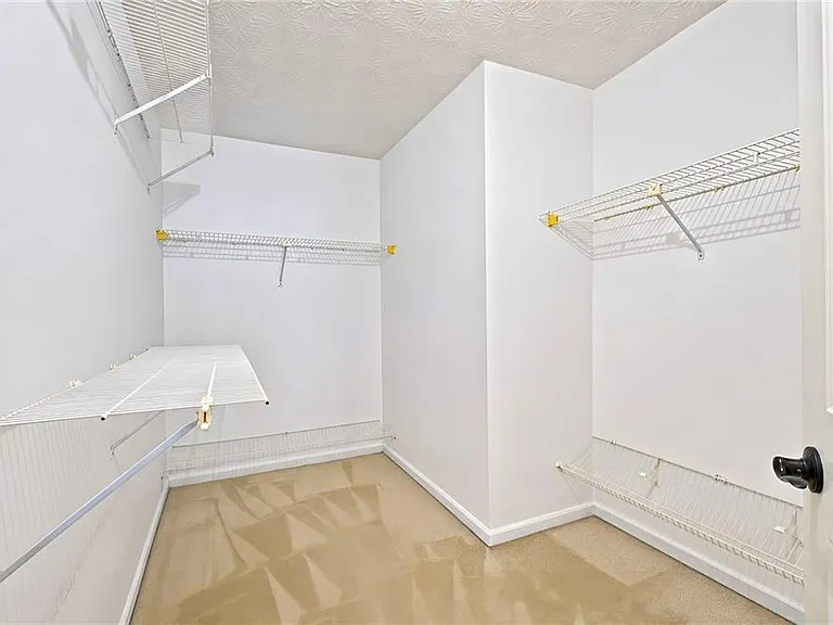 320 Derby Ridge Trce — Photo 45