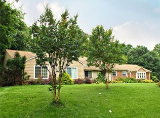 245 35th Ave NW, Hickory, NC 28601