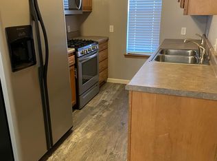100 Bailey Cir #B, Rogersville, MO 65742