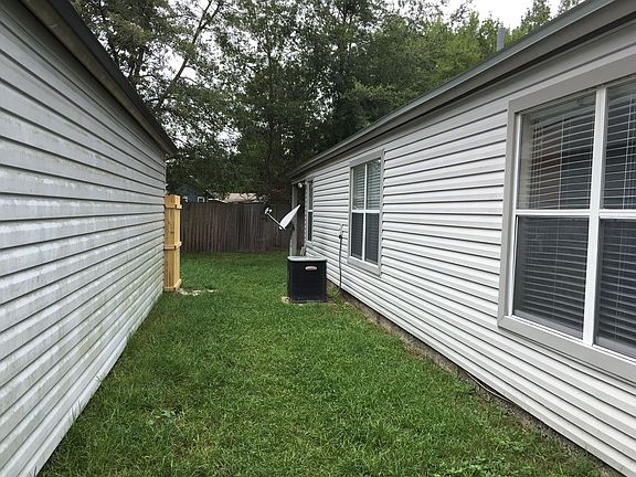 4th image of 8312 Copperfield Cir W