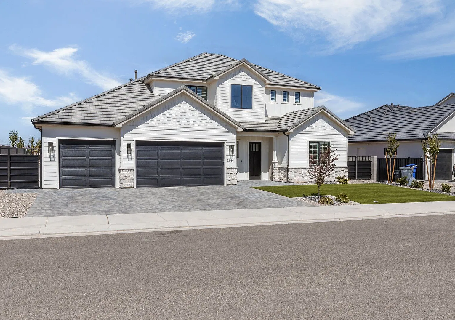 Gorgeous 5 Bed 4 Bath New Trend Construction in Desert Canyons — Photo 2