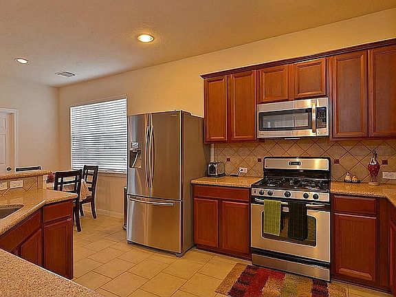 4th image of 505 Redbridge Ln