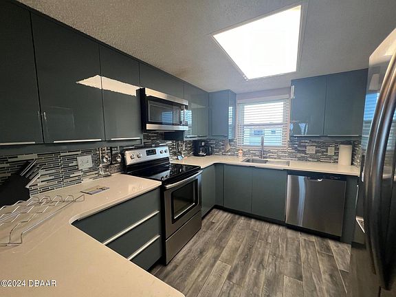 5th image of 2294 Ocean Shore Blvd #5010