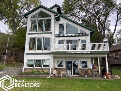 15540 Dodge Ave, Clear Lake, IA, 50428