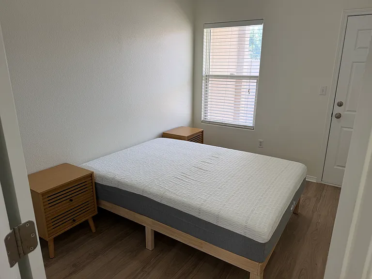 1600 Bradley Ct — Photo 21
