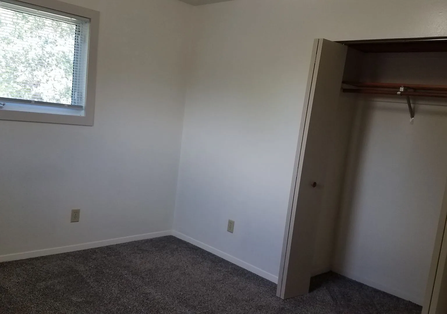 Hudson 320 — Photo 2