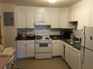 218 Spring St APT B3, West Roxbury, MA 02132