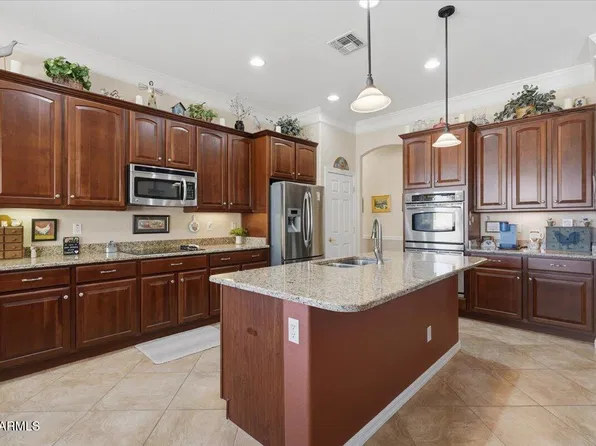 6861 S Granite Drive, Chandler, AZ 85249