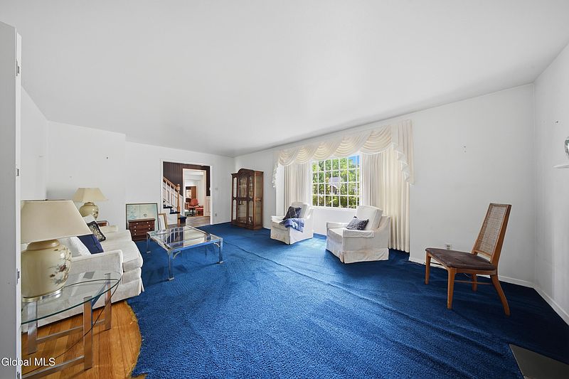 5th image of 60 Thorndale Road